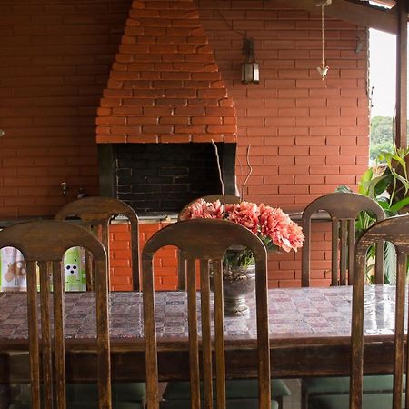 Casa Confortavel Com Piscina- Recanto Da Sol เบโลโอรีซอนชี ภายนอก รูปภาพ