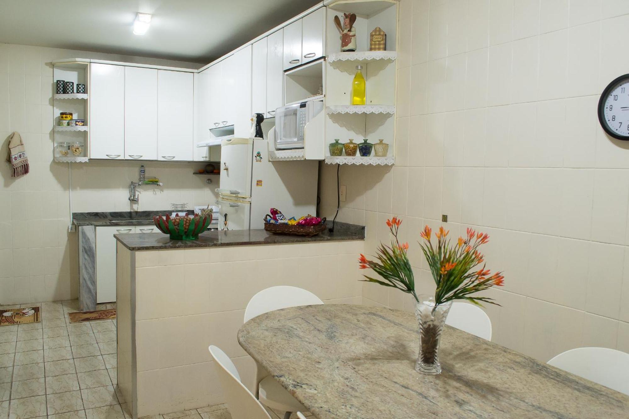 Casa Confortavel Com Piscina- Recanto Da Sol เบโลโอรีซอนชี ภายนอก รูปภาพ